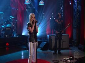 Hilary Duff Fly (The Tonight Show with Jay Leno, Live 2004) (HD)